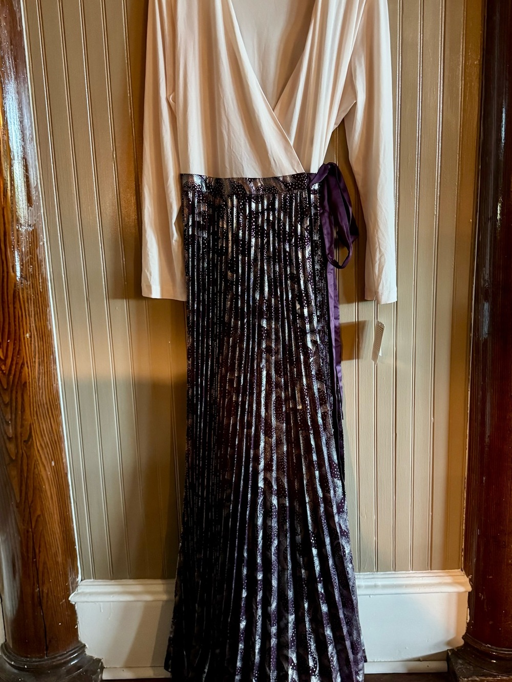 LuLaRoe DeAnne 2XL Maxi Dress in Cream Top with Purple Pleated Skirt